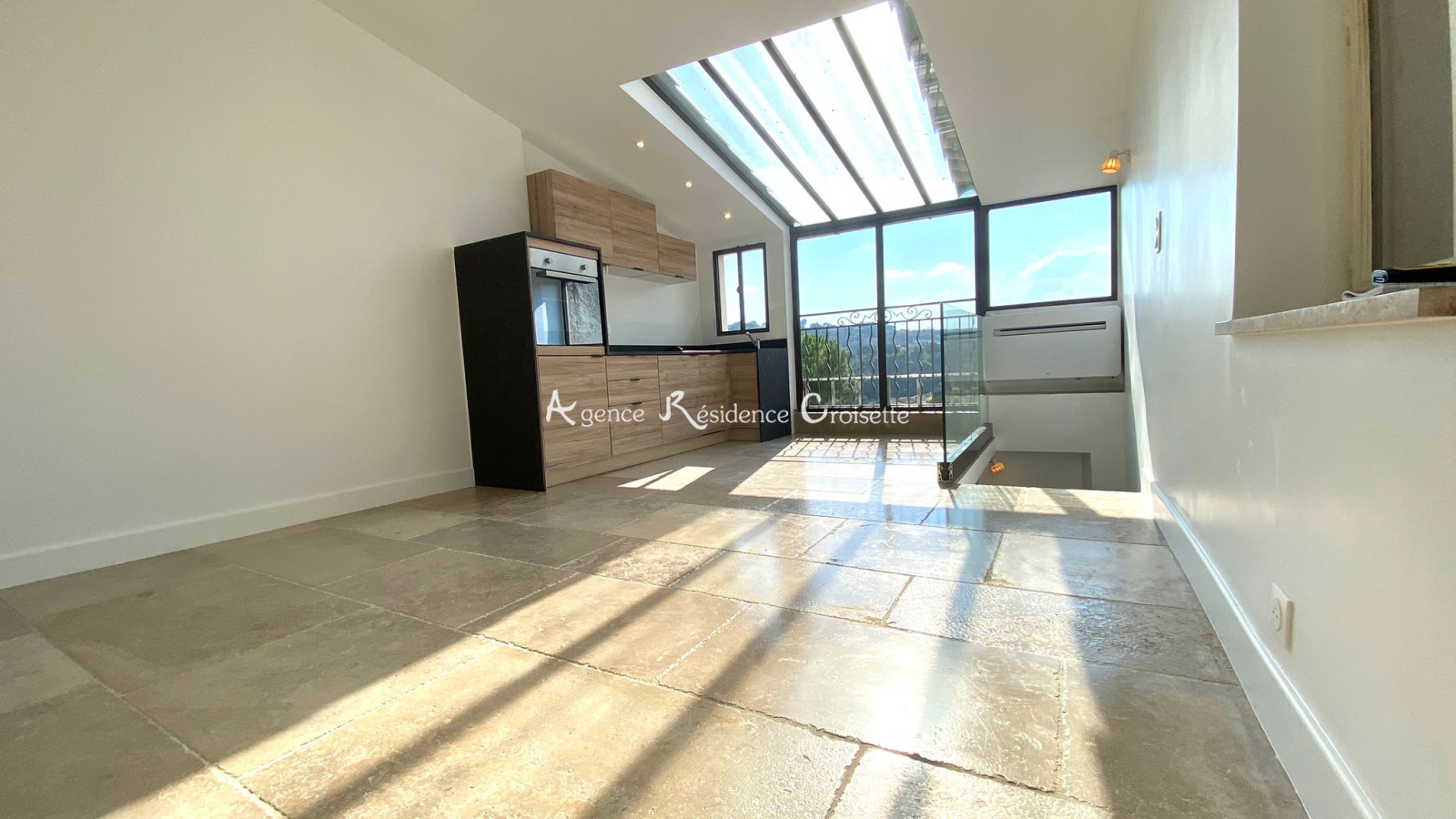 Image_1, , Biot,
                                ref :501