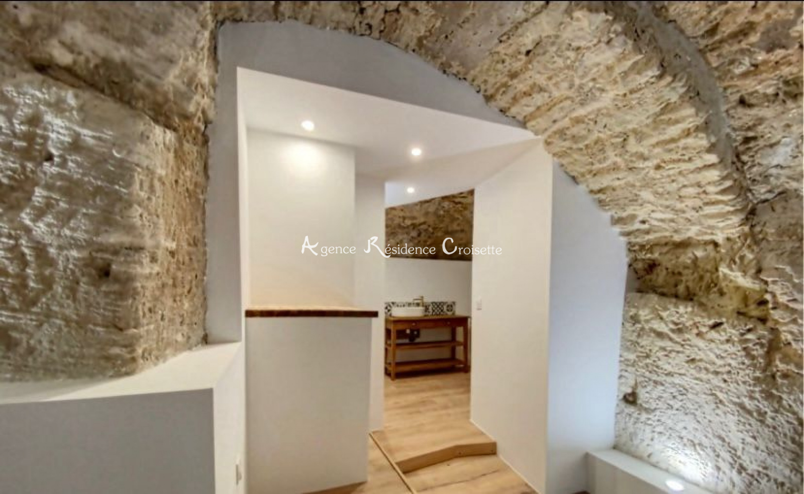 Image_4, Studio, Biot,
                                ref :4825